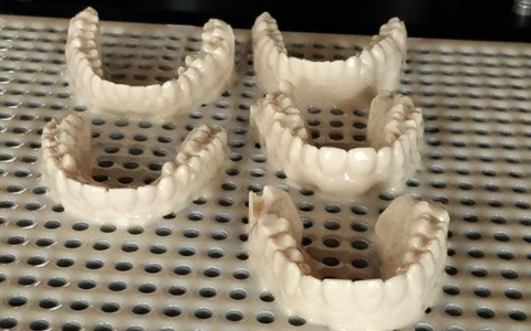 3d打印機應(yīng)用到牙科領(lǐng)域會有什么好處？